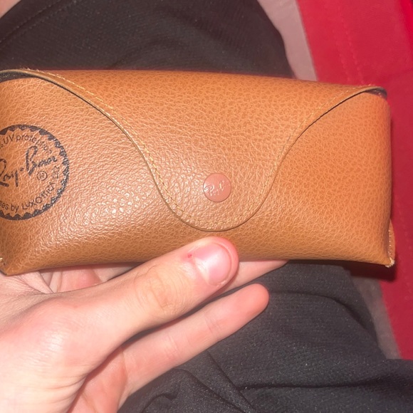 Blaze Aviator Ray Bans with Case and Cleaning Sleeve - Picture 3 of 5